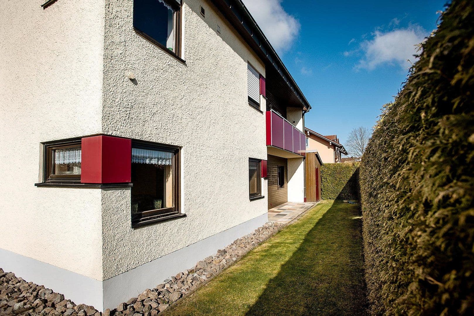 Predaj domu 140 m², pozemek 852 m², Bgm.-Feldbauer-Str. 15, Roding, Bavorsko Predaj domu 140 m², pozemek 852 m², Bgm.-Feldbauer-Str. 15, Roding, Bavorsko