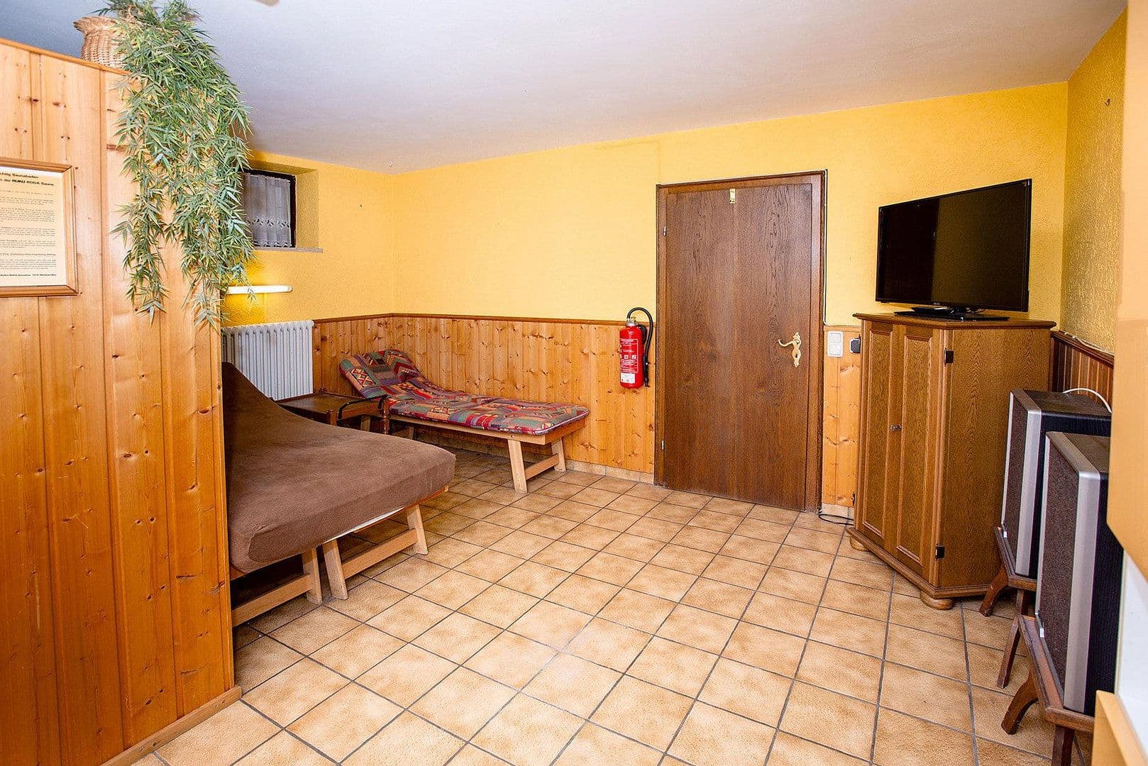 Predaj domu 140 m², pozemek 852 m², Bgm.-Feldbauer-Str. 15, Roding, Bavorsko Predaj domu 140 m², pozemek 852 m², Bgm.-Feldbauer-Str. 15, Roding, Bavorsko