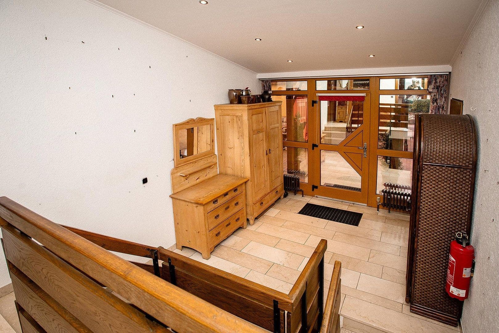 Predaj domu 140 m², pozemek 852 m², Bgm.-Feldbauer-Str. 15, Roding, Bavorsko Predaj domu 140 m², pozemek 852 m², Bgm.-Feldbauer-Str. 15, Roding, Bavorsko