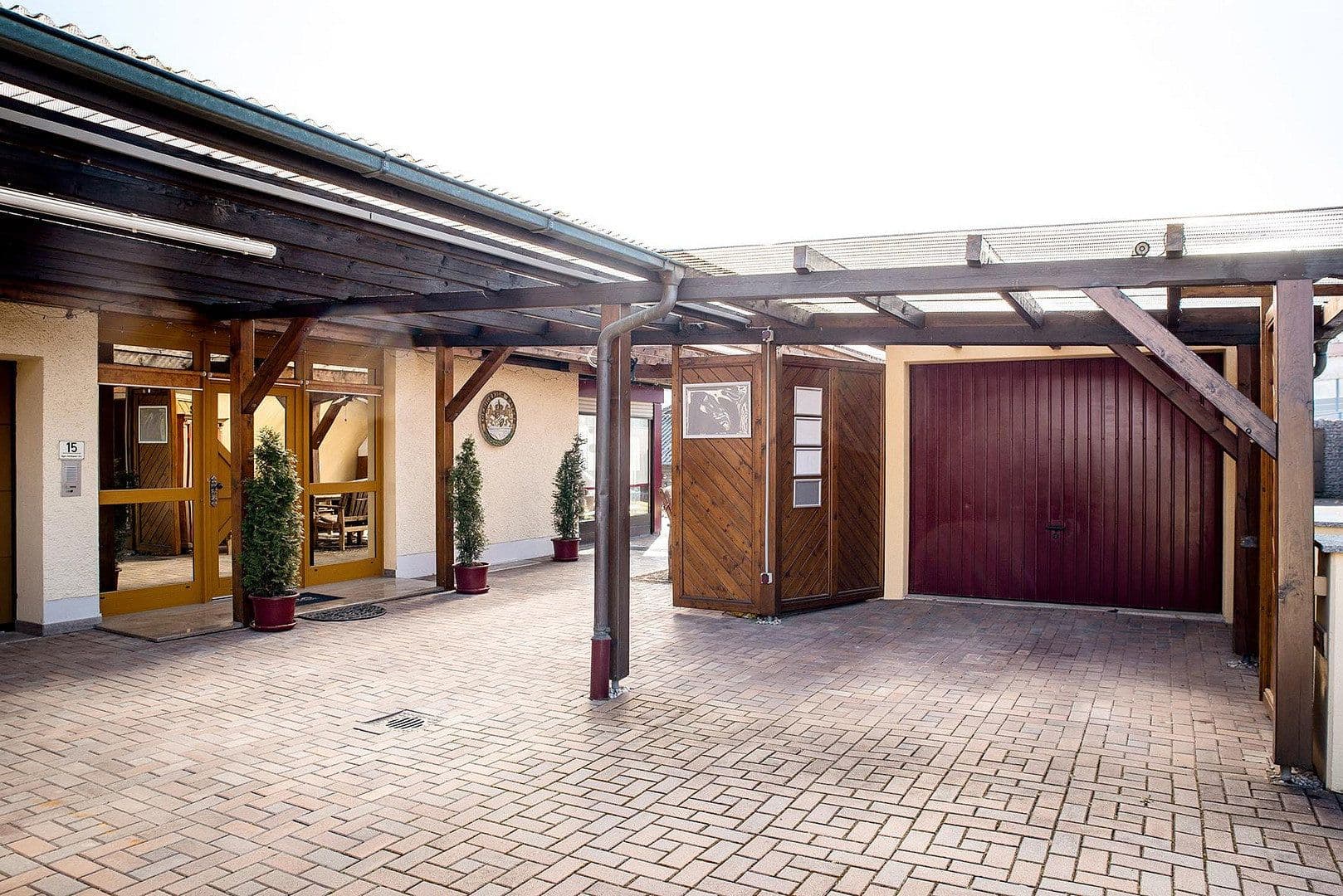 Predaj domu 140 m², pozemek 852 m², Bgm.-Feldbauer-Str. 15, Roding, Bavorsko Predaj domu 140 m², pozemek 852 m², Bgm.-Feldbauer-Str. 15, Roding, Bavorsko