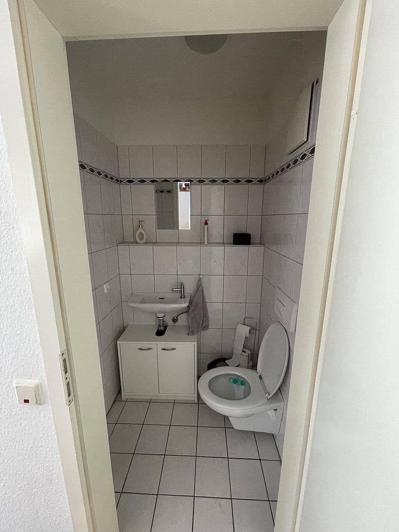 Prenájom bytu 3-izbový 74 m², Im Meisengarten 6, Bonn, Severné Porýnie - Westfálsko Prenájom bytu 3-izbový 74 m², Im Meisengarten 6, Bonn, Severné Porýnie - Westfálsko