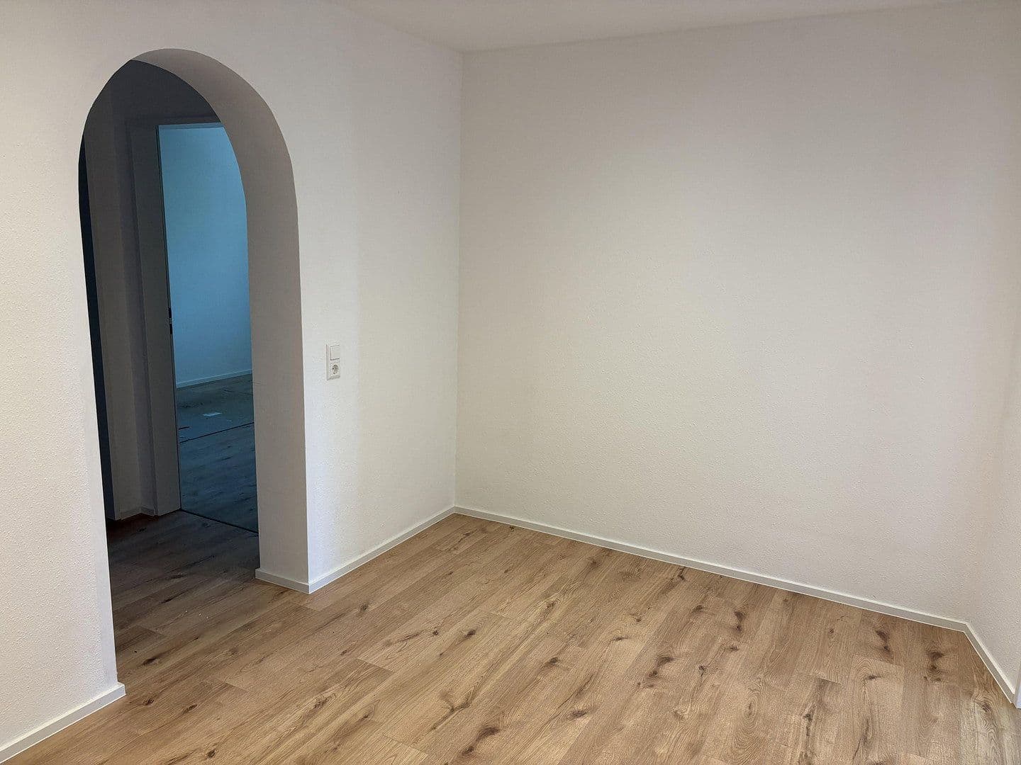 Prenájom bytu 3-izbový 113 m², Wangen im Allgäu, Bádensko-Wurttembersko Prenájom bytu 3-izbový 113 m², Wangen im Allgäu, Bádensko-Wurttembersko