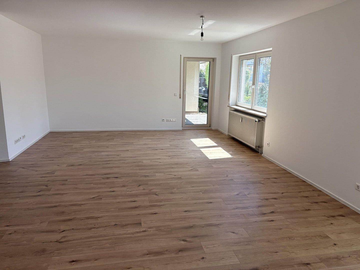 Prenájom bytu 3-izbový 113 m², Wangen im Allgäu, Bádensko-Wurttembersko Prenájom bytu 3-izbový 113 m², Wangen im Allgäu, Bádensko-Wurttembersko