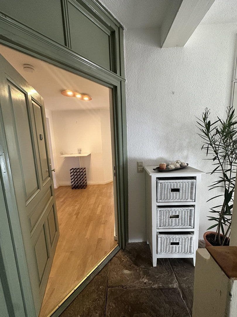 Prenájom bytu 3-izbový 80 m², Calw, Bádensko-Wurttembersko Prenájom bytu 3-izbový 80 m², Calw, Bádensko-Wurttembersko