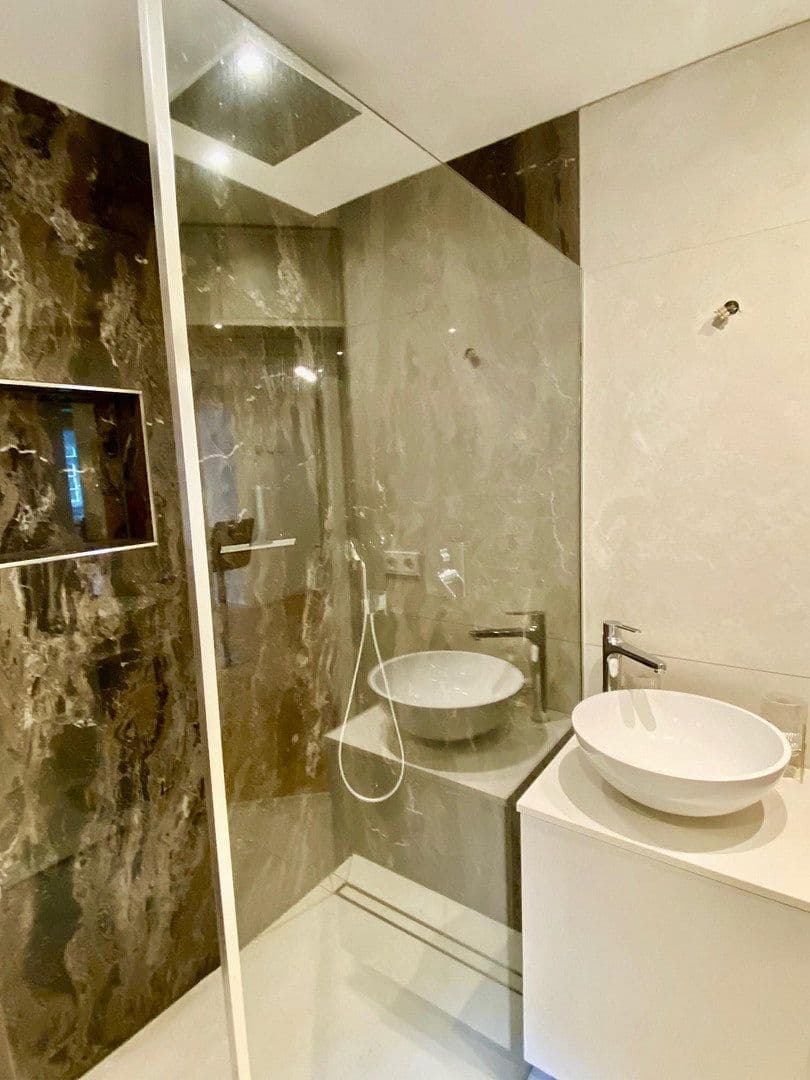 Prenájom bytu 3-izbový 80 m², Calw, Bádensko-Wurttembersko Prenájom bytu 3-izbový 80 m², Calw, Bádensko-Wurttembersko