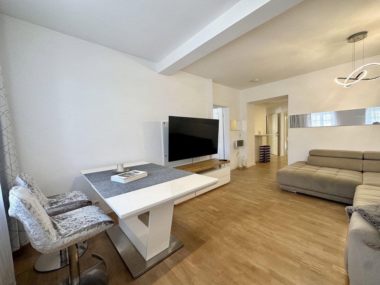 Prenájom bytu 3-izbový 80 m², Calw, Bádensko-Wurttembersko Prenájom bytu 3-izbový 80 m², Calw, Bádensko-Wurttembersko