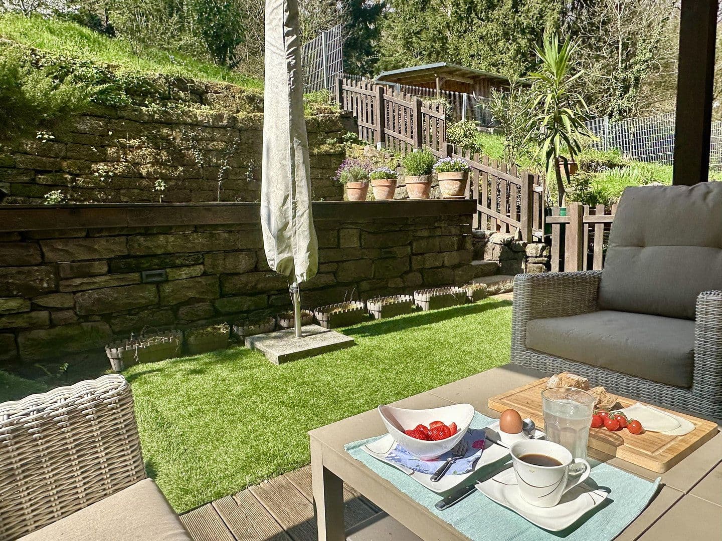 Prenájom bytu 3-izbový 80 m², Calw, Bádensko-Wurttembersko Prenájom bytu 3-izbový 80 m², Calw, Bádensko-Wurttembersko