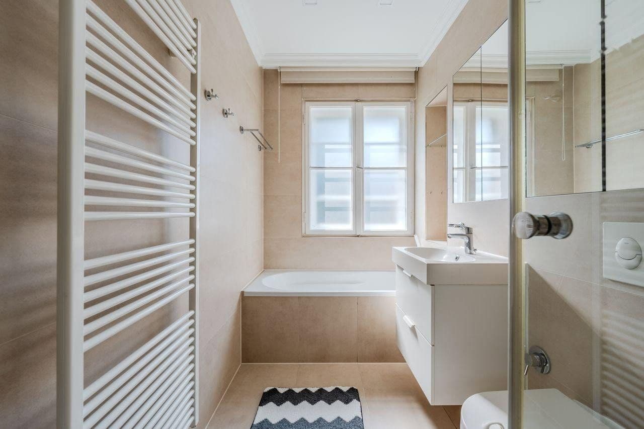 Predaj bytu 3-izbový 65 m², Pfahlerstraße 6, Berlin, Berlín Predaj bytu 3-izbový 65 m², Pfahlerstraße 6, Berlin, Berlín