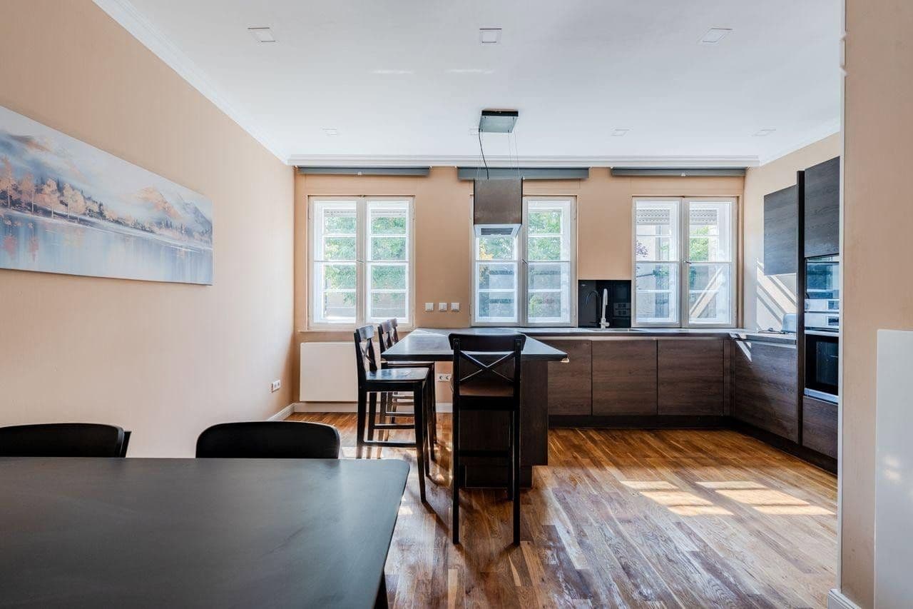 Predaj bytu 3-izbový 65 m², Pfahlerstraße 6, Berlin, Berlín Predaj bytu 3-izbový 65 m², Pfahlerstraße 6, Berlin, Berlín