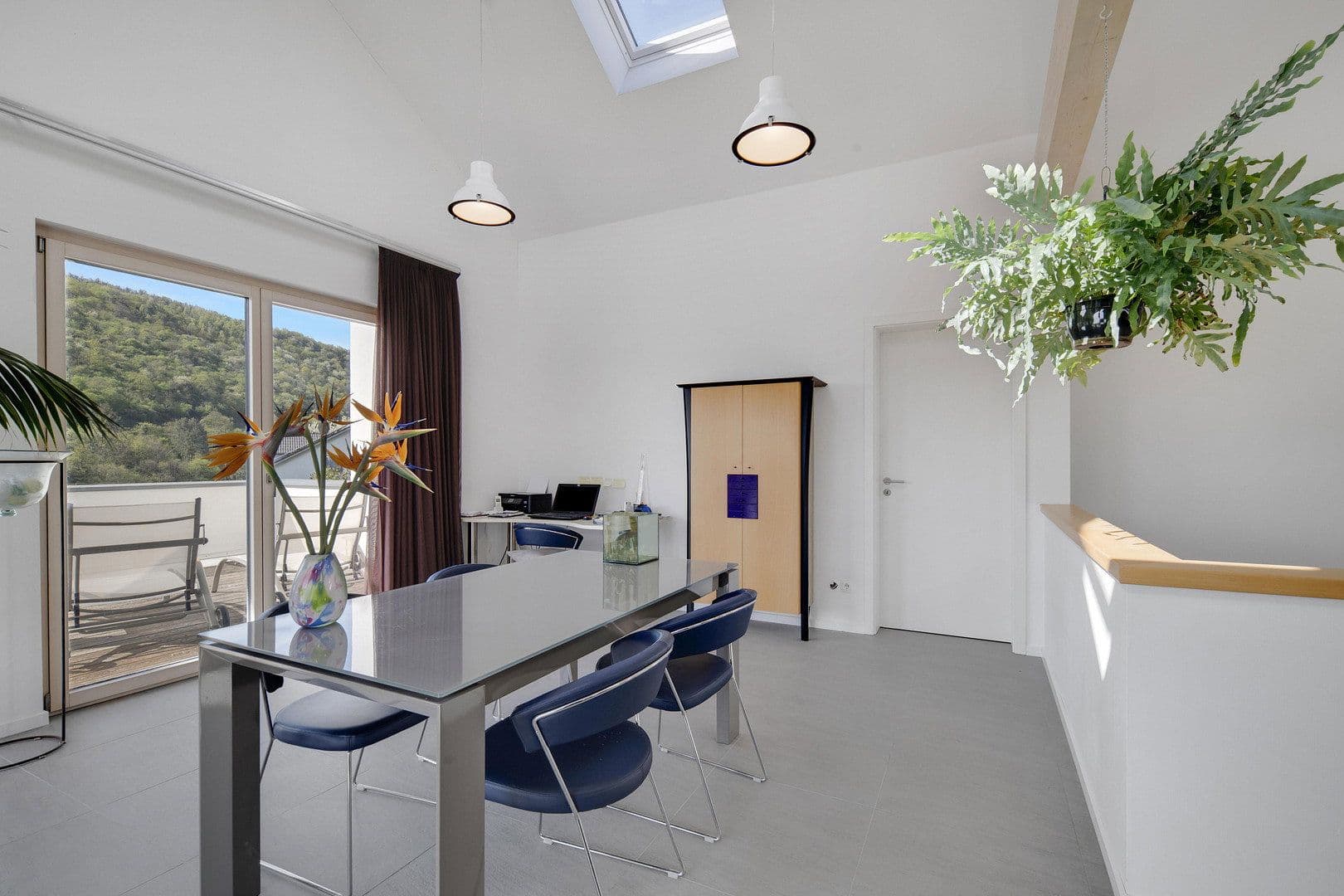 Predaj domu 216 m², pozemek 1.200 m², Oberwesel, Porýnie-Falcko Predaj domu 216 m², pozemek 1.200 m², Oberwesel, Porýnie-Falcko