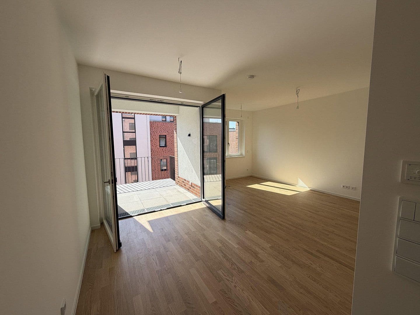 Prenájom bytu 2-izbový 68 m², Eiswerderstraße 10 A-J, Berlin, Berlín Prenájom bytu 2-izbový 68 m², Eiswerderstraße 10 A-J, Berlin, Berlín