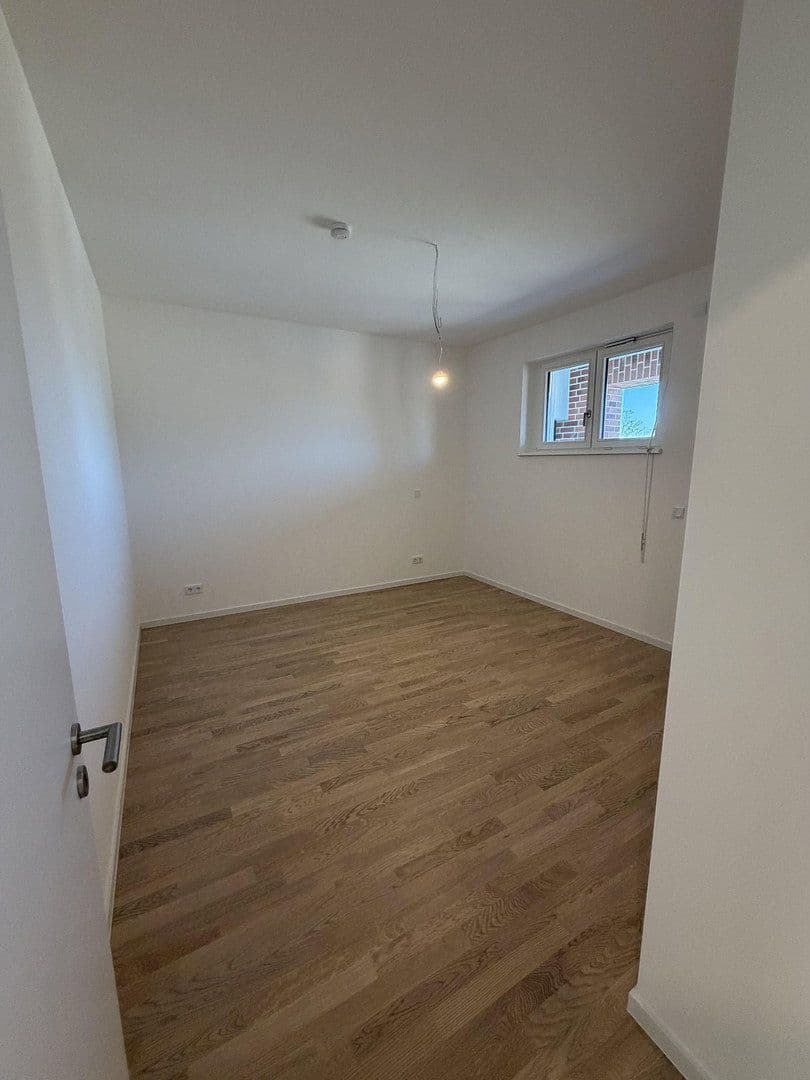 Prenájom bytu 2-izbový 68 m², Eiswerderstraße 10 A-J, Berlin, Berlín Prenájom bytu 2-izbový 68 m², Eiswerderstraße 10 A-J, Berlin, Berlín