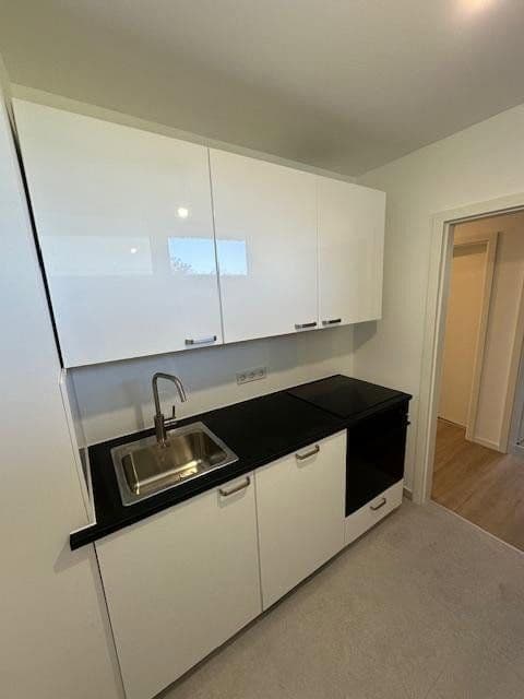 Prenájom bytu 4-izbový 85 m², Am Europakanal 36, Erlangen, Bavorsko Prenájom bytu 4-izbový 85 m², Am Europakanal 36, Erlangen, Bavorsko