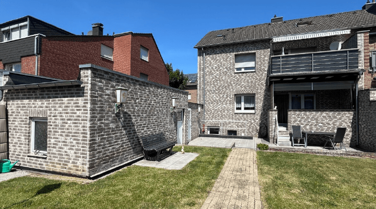 Prenájom domu 152 m², pozemek 350 m², Dürenerstr. 478, Eschweiler, Severné Porýnie - Westfálsko Prenájom domu 152 m², pozemek 350 m², Dürenerstr. 478, Eschweiler, Severné Porýnie - Westfálsko