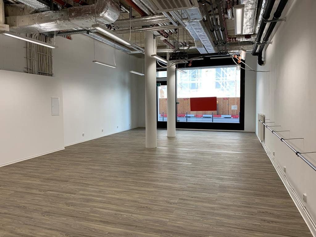 Prenájom nebytového priestoru 155 m², Berlin, Berlín Prenájom nebytového priestoru 155 m², Berlin, Berlín