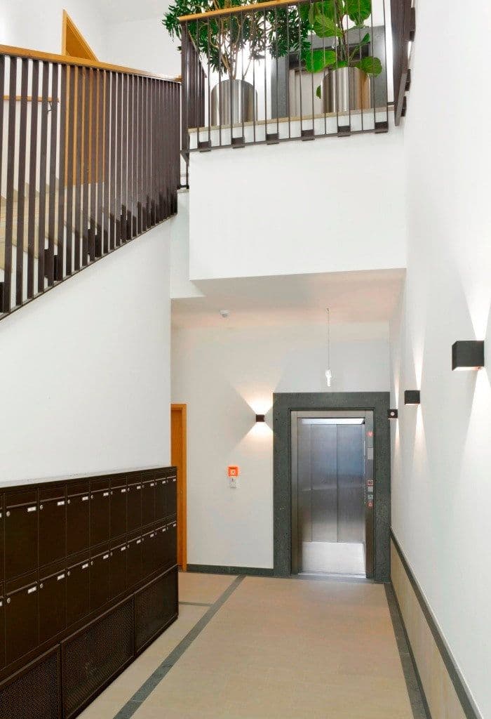 Prenájom nebytového priestoru 155 m², Berlin, Berlín Prenájom nebytového priestoru 155 m², Berlin, Berlín