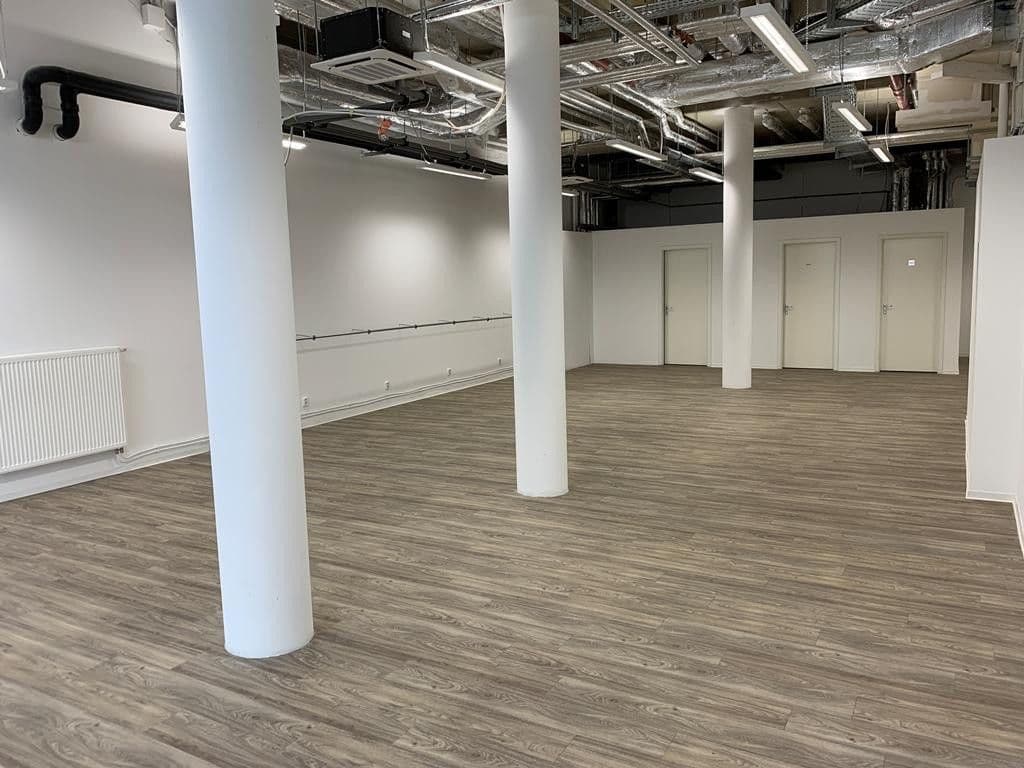 Prenájom nebytového priestoru 155 m², Berlin, Berlín Prenájom nebytového priestoru 155 m², Berlin, Berlín