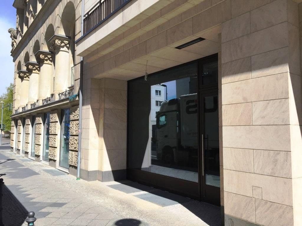 Prenájom nebytového priestoru 155 m², Berlin, Berlín Prenájom nebytového priestoru 155 m², Berlin, Berlín