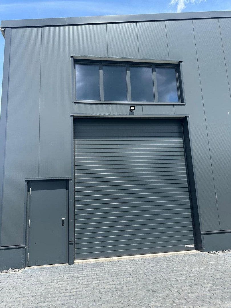 Prenájom nebytového priestoru 62 m², Emmy-Noether-Str. 4, Rheinbach, Severné Porýnie - Westfálsko Prenájom nebytového priestoru 62 m², Emmy-Noether-Str. 4, Rheinbach, Severné Porýnie - Westfálsko