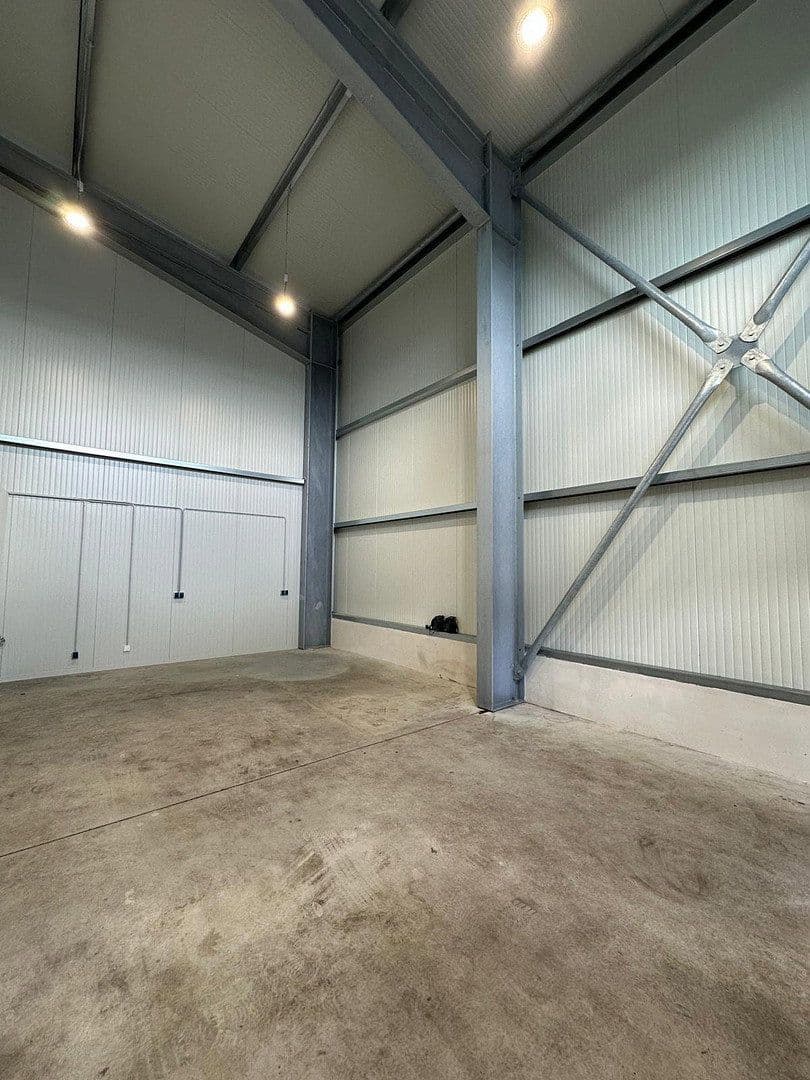 Prenájom nebytového priestoru 62 m², Emmy-Noether-Str. 4, Rheinbach, Severné Porýnie - Westfálsko Prenájom nebytového priestoru 62 m², Emmy-Noether-Str. 4, Rheinbach, Severné Porýnie - Westfálsko