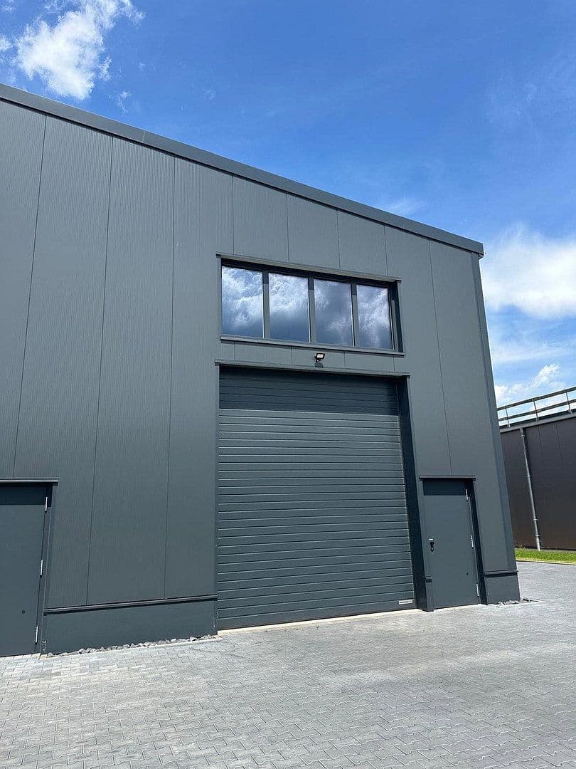 Prenájom nebytového priestoru 62 m², Emmy-Noether-Str. 4, Rheinbach, Severné Porýnie - Westfálsko Prenájom nebytového priestoru 62 m², Emmy-Noether-Str. 4, Rheinbach, Severné Porýnie - Westfálsko