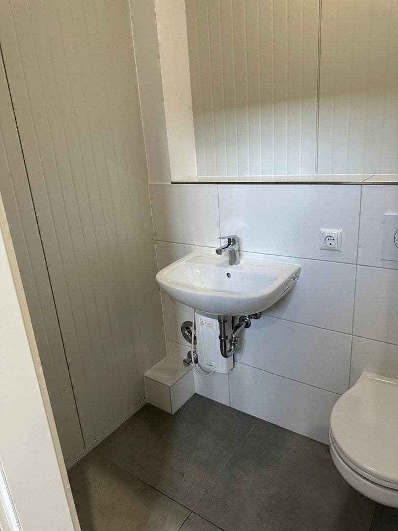 Prenájom nebytového priestoru 62 m², Emmy-Noether-Str. 4, Rheinbach, Severné Porýnie - Westfálsko Prenájom nebytového priestoru 62 m², Emmy-Noether-Str. 4, Rheinbach, Severné Porýnie - Westfálsko