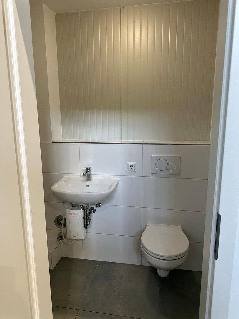 Prenájom nebytového priestoru 62 m², Emmy-Noether-Str. 4, Rheinbach, Severné Porýnie - Westfálsko Prenájom nebytového priestoru 62 m², Emmy-Noether-Str. 4, Rheinbach, Severné Porýnie - Westfálsko