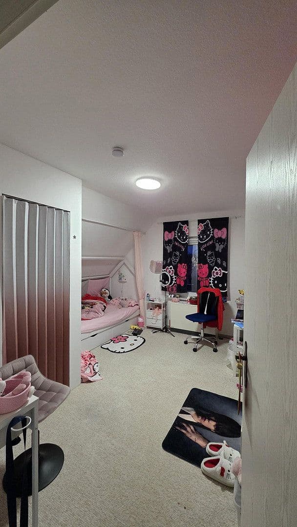 Predaj domu 135 m², pozemek 475 m², Velten, Brandenbursko Predaj domu 135 m², pozemek 475 m², Velten, Brandenbursko