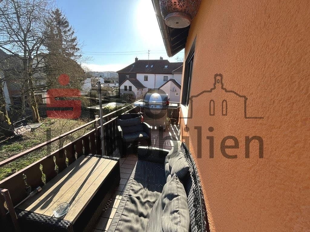 Prenájom bytu 3-izbový 78 m², Im Lobach 25, Saarbrücken, Sársko Prenájom bytu 3-izbový 78 m², Im Lobach 25, Saarbrücken, Sársko