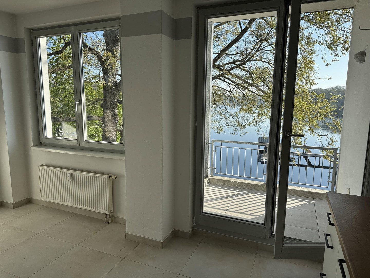 Predaj bytu 2-izbový 67 m², Tschudistraße 8c, Potsdam - Neu-Fahrland, Brandenbursko Predaj bytu 2-izbový 67 m², Tschudistraße 8c, Potsdam - Neu-Fahrland, Brandenbursko