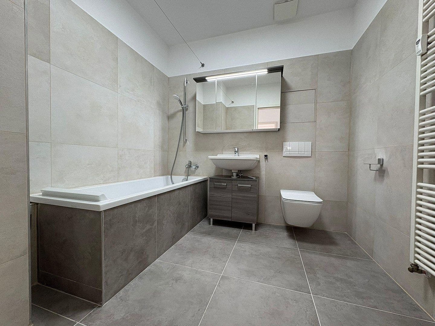 Predaj bytu 2-izbový 67 m², Tschudistraße 8c, Potsdam - Neu-Fahrland, Brandenbursko Predaj bytu 2-izbový 67 m², Tschudistraße 8c, Potsdam - Neu-Fahrland, Brandenbursko