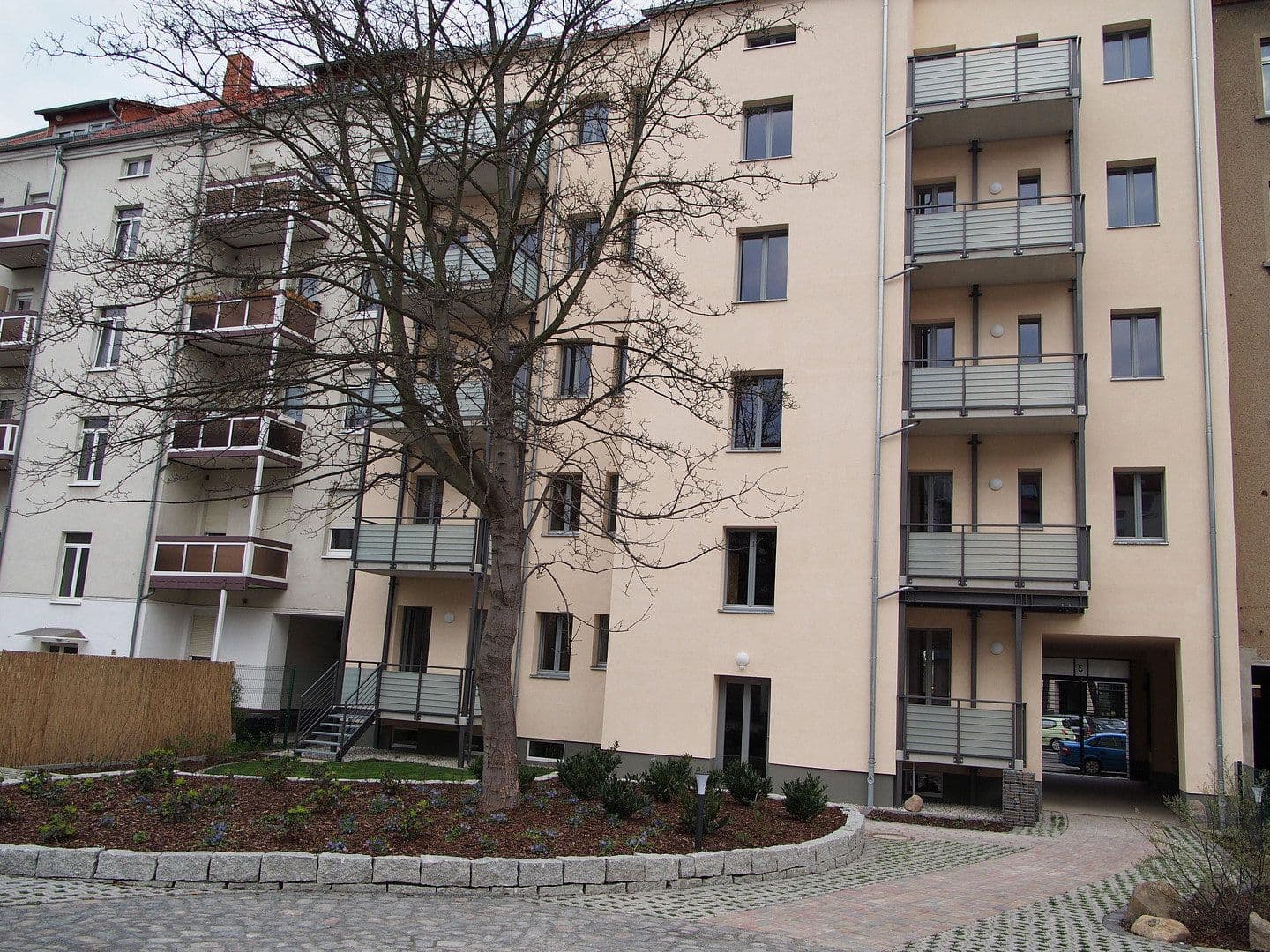 Prenájom bytu 3-izbový 84 m², Leipzig, Sasko Prenájom bytu 3-izbový 84 m², Leipzig, Sasko