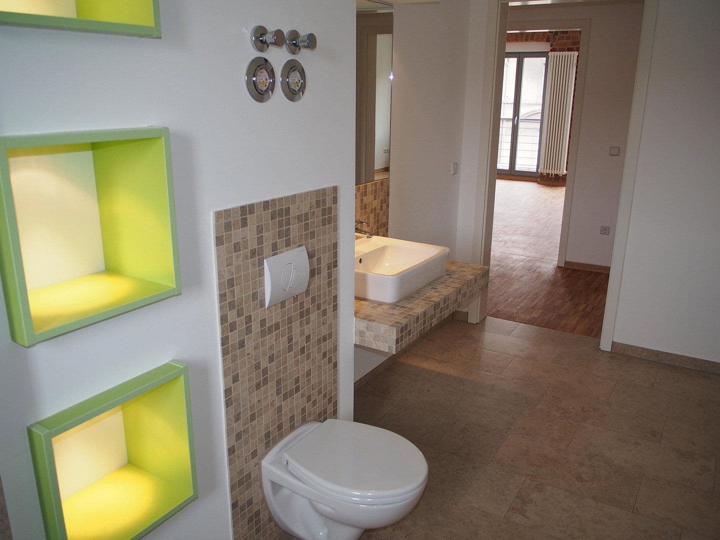 Prenájom bytu 3-izbový 84 m², Leipzig, Sasko Prenájom bytu 3-izbový 84 m², Leipzig, Sasko