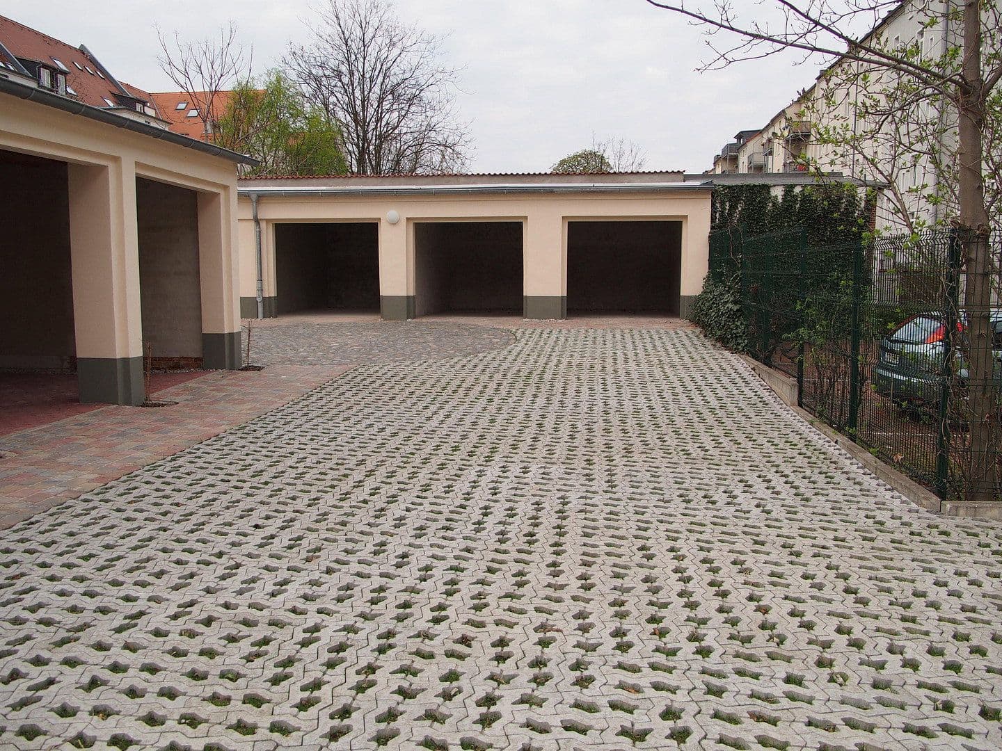 Prenájom bytu 3-izbový 84 m², Leipzig, Sasko Prenájom bytu 3-izbový 84 m², Leipzig, Sasko