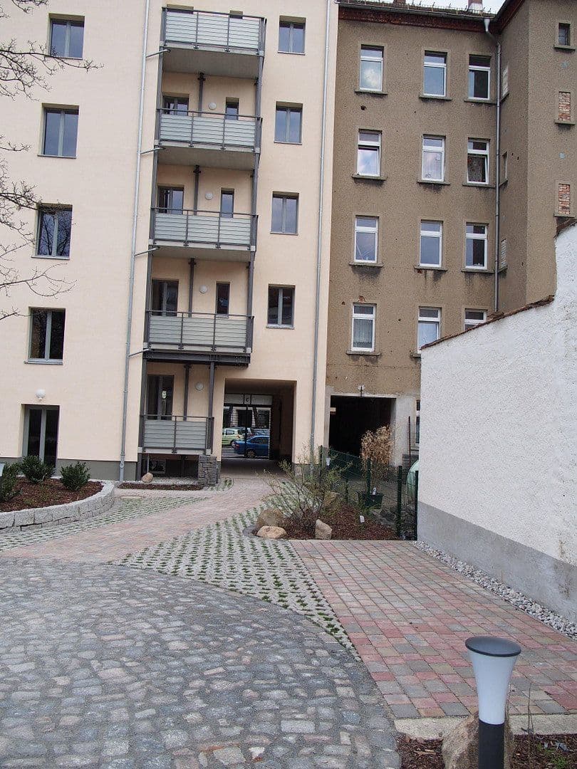 Prenájom bytu 3-izbový 84 m², Leipzig, Sasko Prenájom bytu 3-izbový 84 m², Leipzig, Sasko