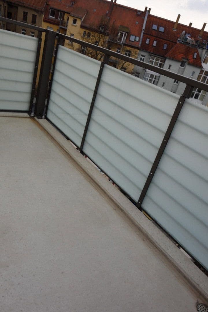 Prenájom bytu 3-izbový 84 m², Leipzig, Sasko Prenájom bytu 3-izbový 84 m², Leipzig, Sasko