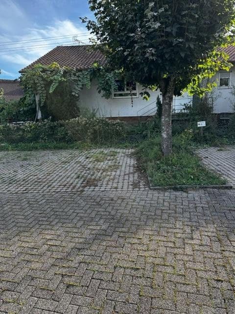 Prenájom bytu 1-izbový 28 m², Untergruppenbach, Bádensko-Wurttembersko Prenájom bytu 1-izbový 28 m², Untergruppenbach, Bádensko-Wurttembersko