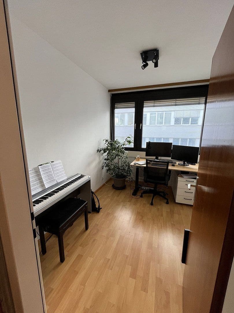 Prenájom bytu 3-izbový 60 m², Linz, Horné Rakúsko Prenájom bytu 3-izbový 60 m², Linz, Horné Rakúsko