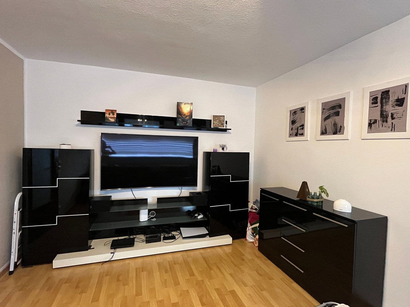 Prenájom bytu 3-izbový 60 m², Linz, Horné Rakúsko Prenájom bytu 3-izbový 60 m², Linz, Horné Rakúsko