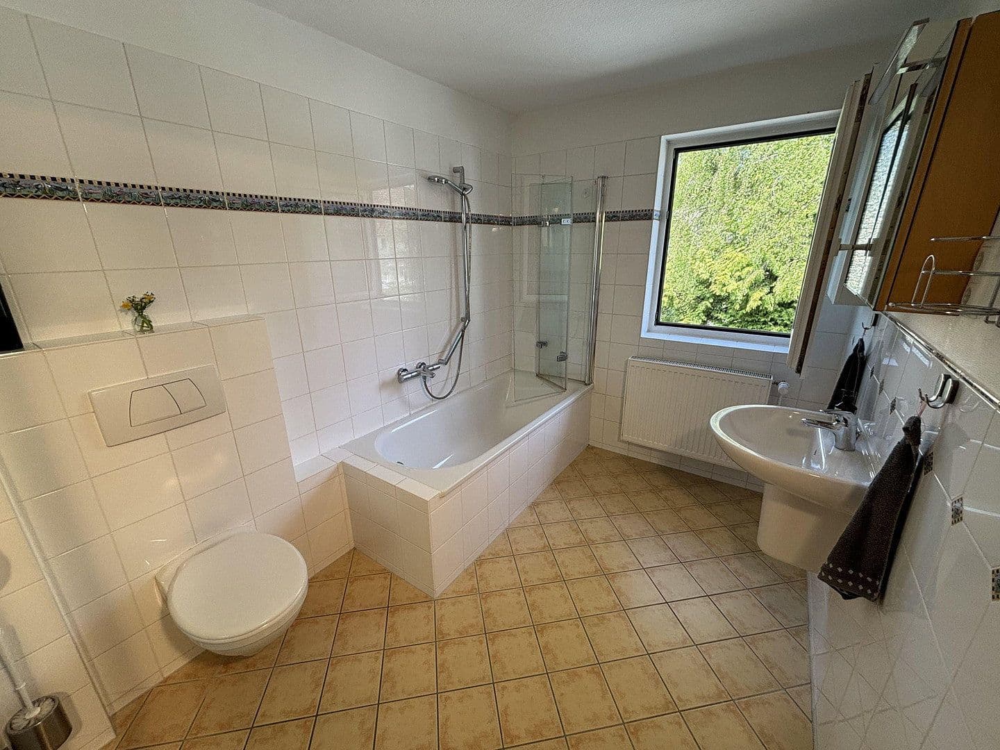 Predaj domu 105 m², pozemek 153 m², Hamburg, Hamburg Predaj domu 105 m², pozemek 153 m², Hamburg, Hamburg