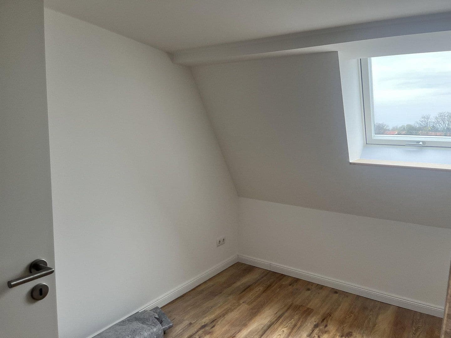 Prenájom bytu 2-izbový 48 m², Dietzgenstraße 93, Berlin, Berlín Prenájom bytu 2-izbový 48 m², Dietzgenstraße 93, Berlin, Berlín