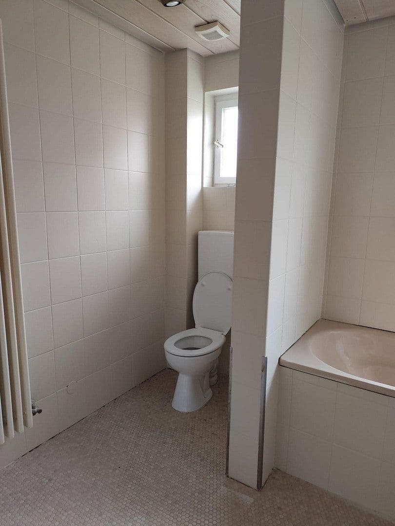 Prenájom bytu 2-izbový 72 m², Backnang, Bádensko-Wurttembersko Prenájom bytu 2-izbový 72 m², Backnang, Bádensko-Wurttembersko