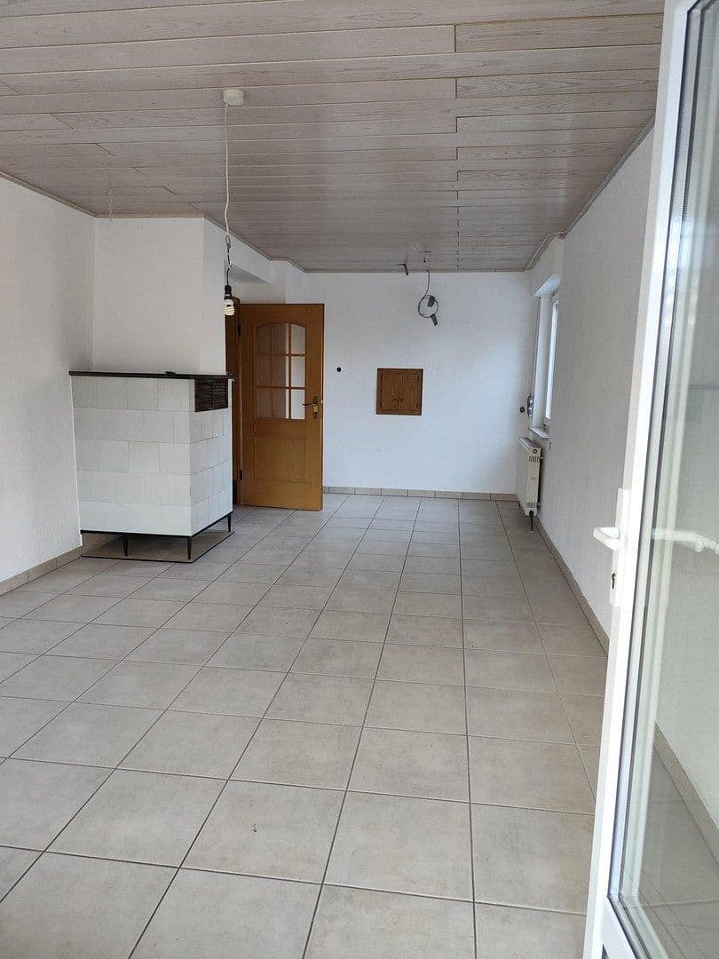 Prenájom bytu 2-izbový 72 m², Backnang, Bádensko-Wurttembersko Prenájom bytu 2-izbový 72 m², Backnang, Bádensko-Wurttembersko