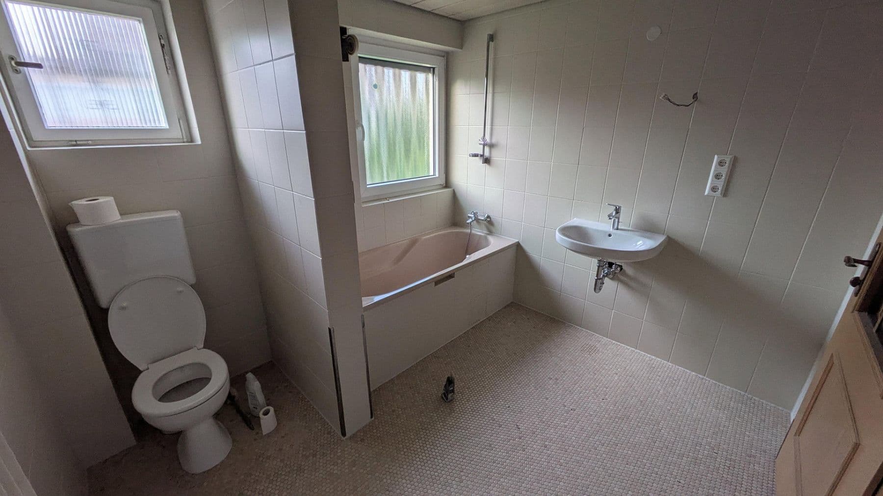 Prenájom bytu 2-izbový 72 m², Backnang, Bádensko-Wurttembersko Prenájom bytu 2-izbový 72 m², Backnang, Bádensko-Wurttembersko