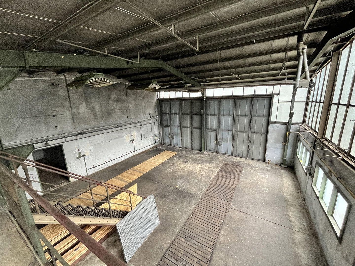 Prenájom nebytového priestoru 1.400 m², Niesky, Sasko Prenájom nebytového priestoru 1.400 m², Niesky, Sasko