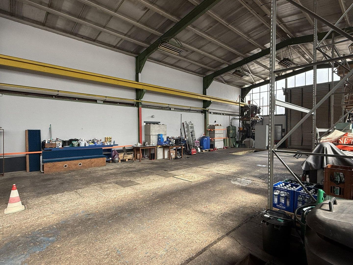 Prenájom nebytového priestoru 1.400 m², Niesky, Sasko Prenájom nebytového priestoru 1.400 m², Niesky, Sasko