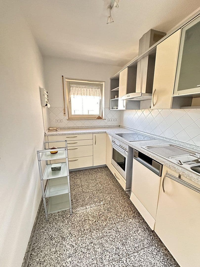 Prenájom bytu 2-izbový 64 m², Leonberg, Bádensko-Wurttembersko Prenájom bytu 2-izbový 64 m², Leonberg, Bádensko-Wurttembersko