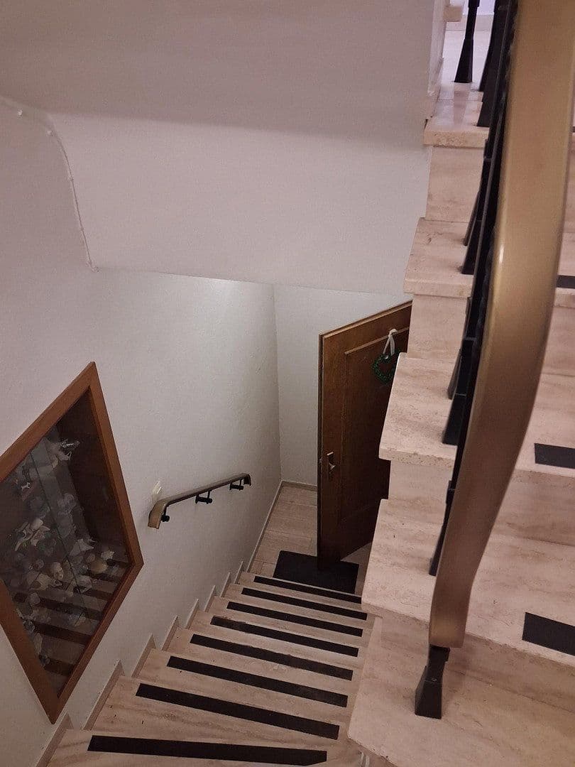 Predaj bytu 4-izbový 117 m², Bonn, Severné Porýnie - Westfálsko Predaj bytu 4-izbový 117 m², Bonn, Severné Porýnie - Westfálsko