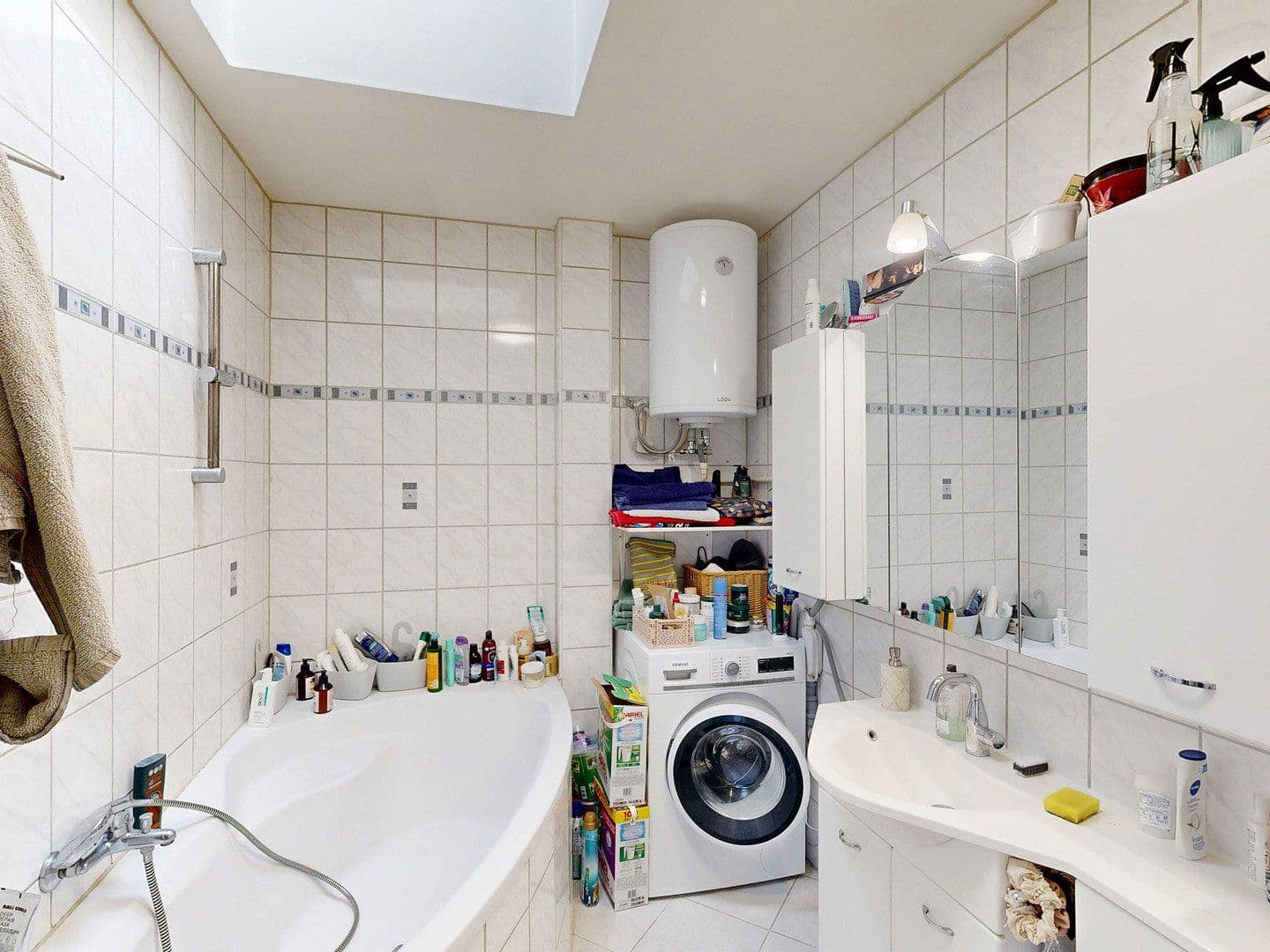 Predaj bytu 7-izbový 183 m², Berlin, Berlín Predaj bytu 7-izbový 183 m², Berlin, Berlín