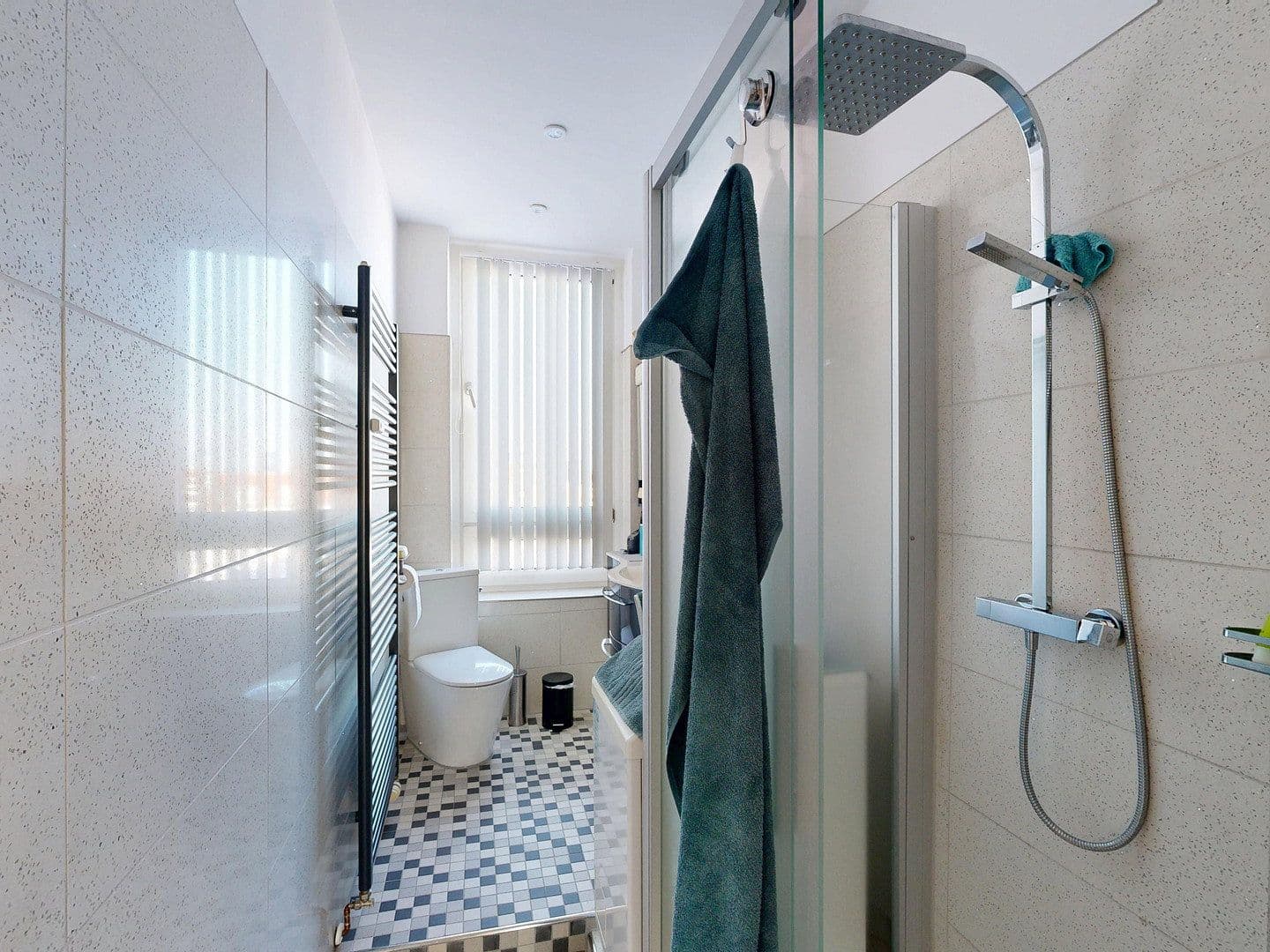 Predaj bytu 7-izbový 183 m², Berlin, Berlín Predaj bytu 7-izbový 183 m², Berlin, Berlín
